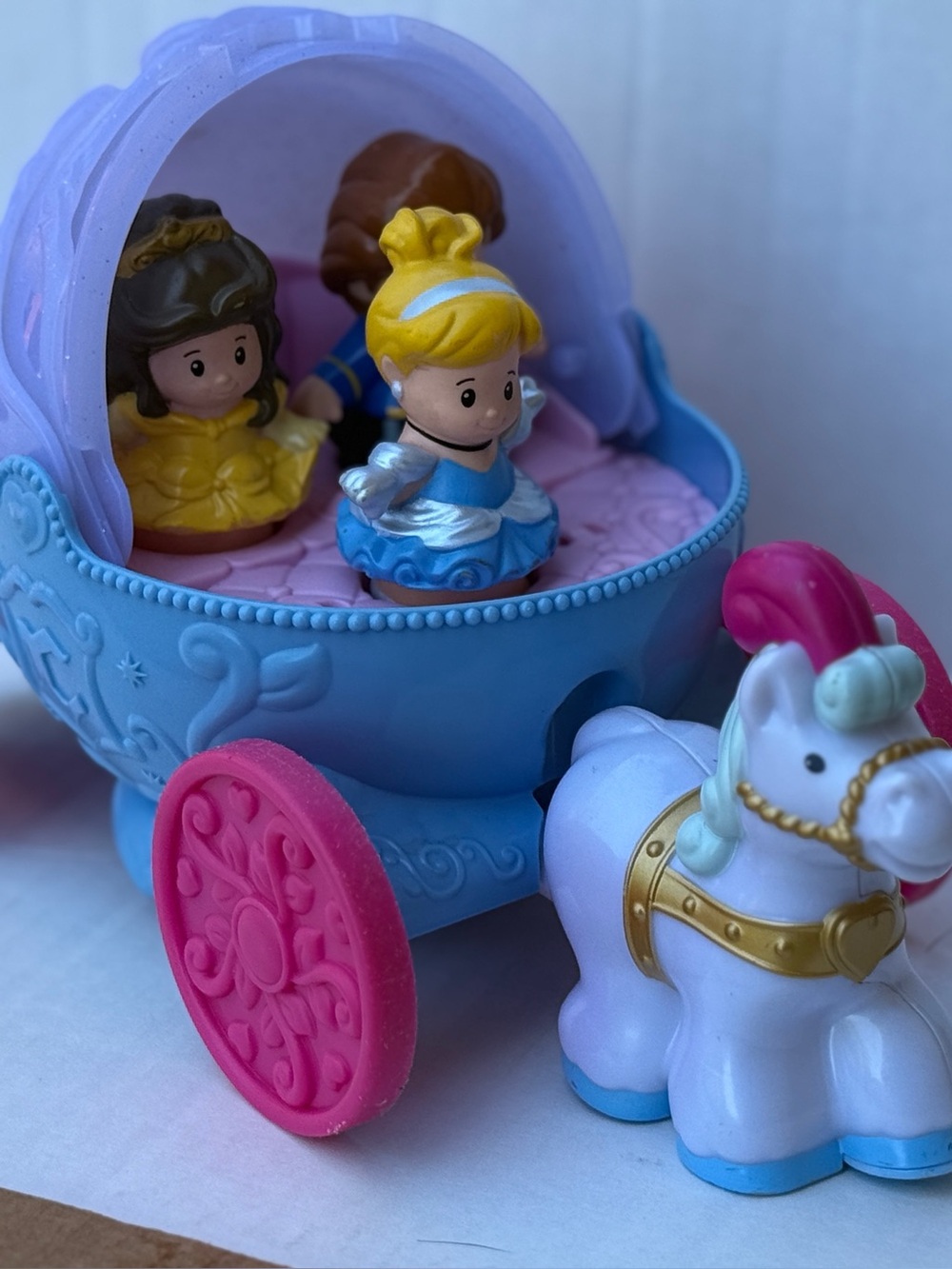 Fisher Price Little People Disney Cinderella and Musical Carriage
